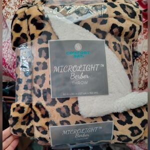 Comfort Bay Leopard Print and Cream Throw Blanket